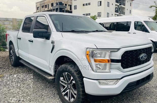 Ford F-150 2022 White