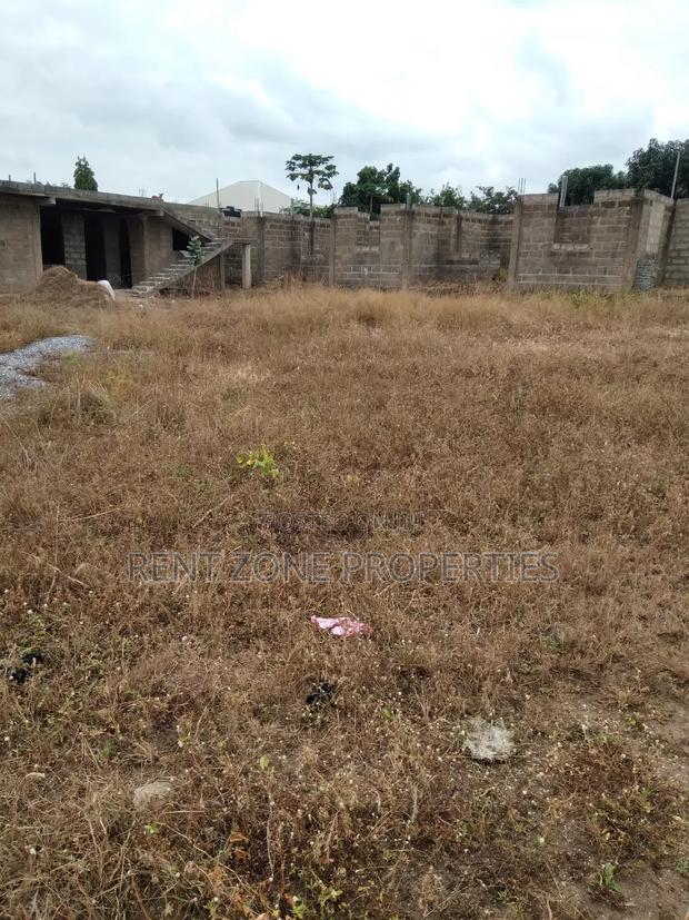 10bdrm Apartment in Rent Zone Properties, Amasaman for sale · Photo 2
