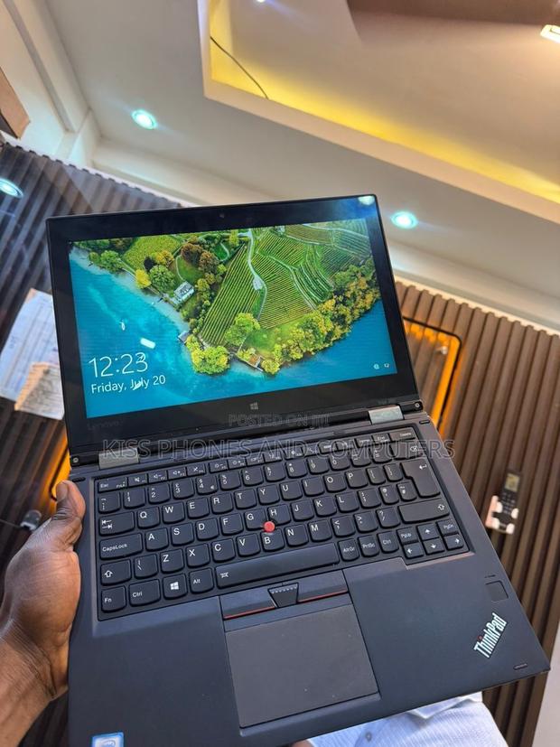 New Laptop Lenovo Yoga 260 8GB Intel Core I5 SSD 256GB · Photo 2