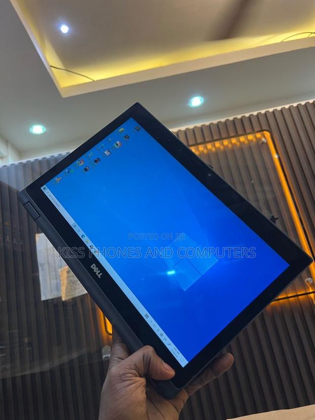New Laptop Dell Latitude 5289 8GB Intel Core I5 SSD 256GB · Photo 1