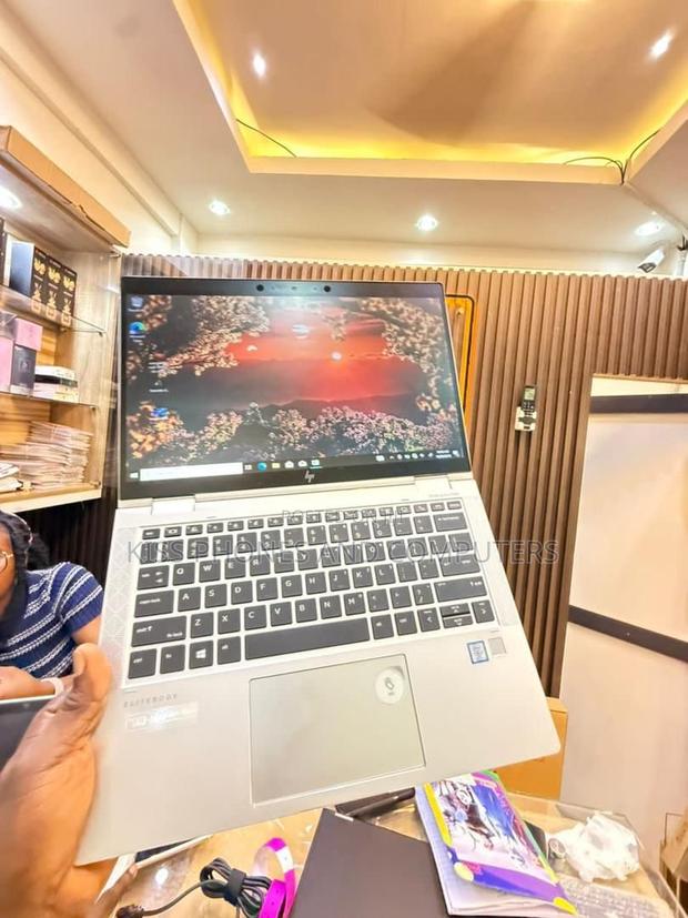 New Laptop HP EliteBook X360 1030 G3 8GB Intel Core I7 SSD 512GB · Photo 3