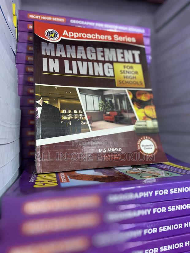 Approachers Series Management in Living · Photo 4