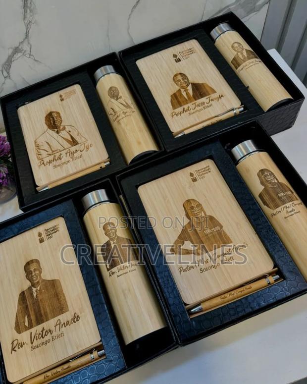 Engraving on Wooden Souvenirs · Photo 3