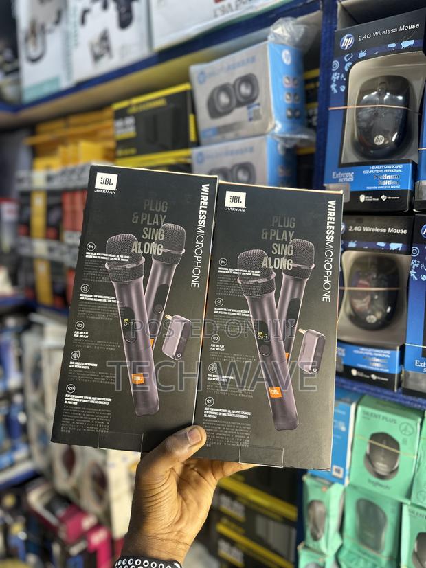 Wireless Jbl Microphone photo 2