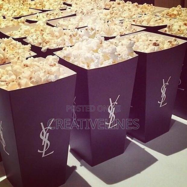 One Color Popcorn Boxes · Photo 2