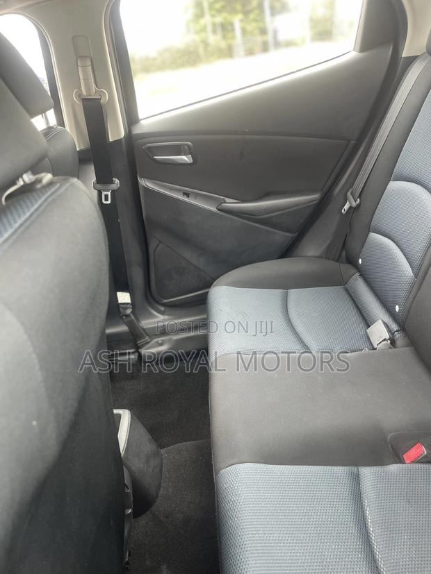 Toyota Yaris iA 1.5 FWD 2016 Black