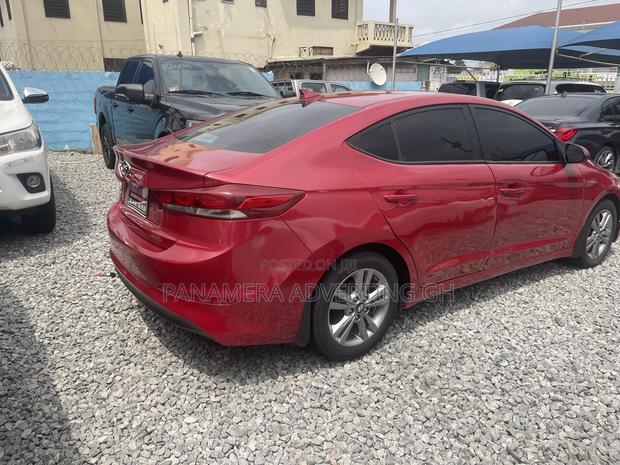 Hyundai Elantra ECO Sedan FWD (1.4L 4cyl 7A) 2017 Red