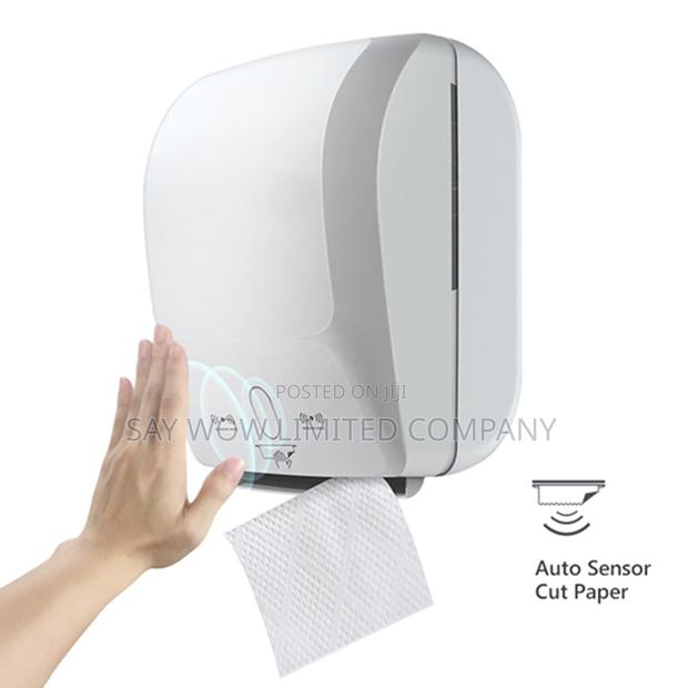 Svavo Automatic Jumbo Hand Paper Towel Dispenser · Photo 3