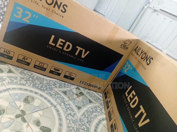 Fantastic Ailyons 32inches Les3200w-M Smart Life · Photo 3