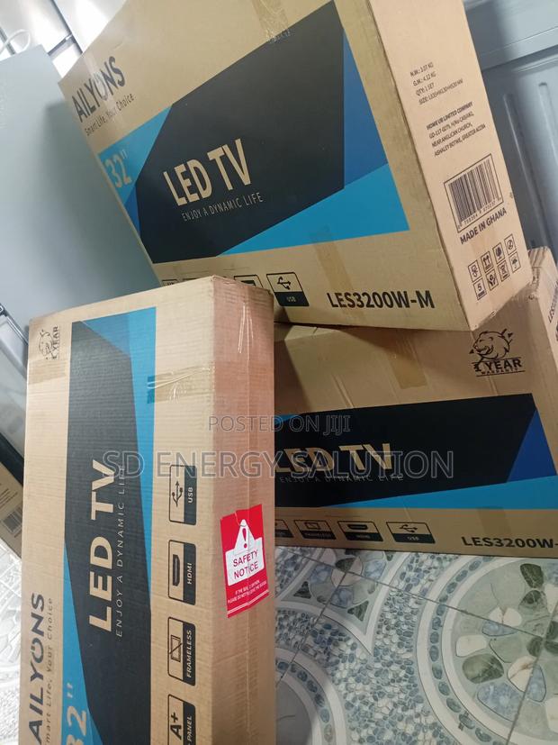 Engrossed Ailyons 32inches Tv Les3200w-M Smart Life · Photo 4