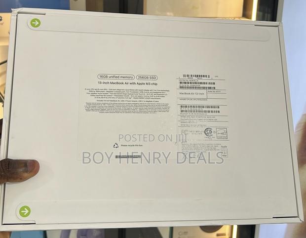 New Laptop Apple MacBook Air 2024 M3 13-Inch 16GB Apple M3 SSD 256GB photo 2