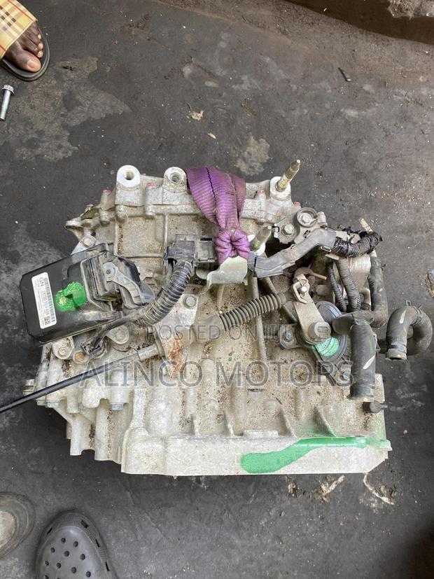 Honda Civic/Hrv 2x4 Gearbox photo 4