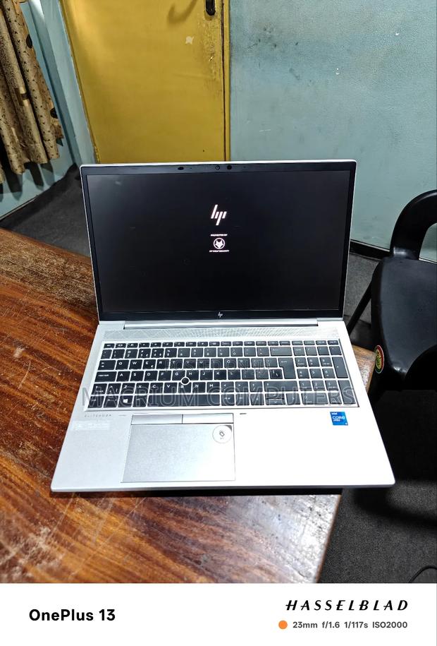 Laptop HP EliteBook 850 G8 16GB Intel Core I5 SSD 256GB photo 4