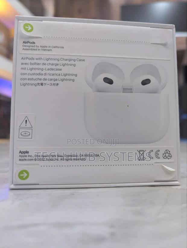 Air Pods 3rd Gen With Lightning Charging Case photo 2