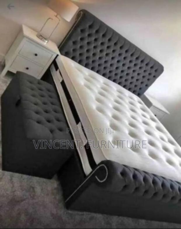 Queen Size With Mattress and Ottoman · Photo 2