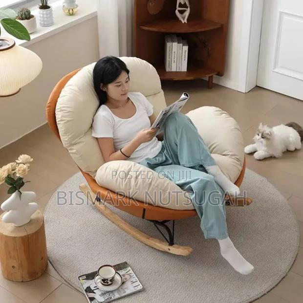 Leisure Rocking Luxury Lounge Chair photo 2