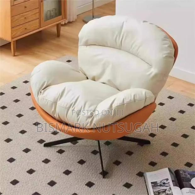 Leisure Rocking Luxury Lounge Chair photo 3