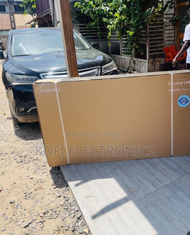Fresh in Box Samsung Crystal Uhd Smart Tv(65ur800)Black · Photo 4