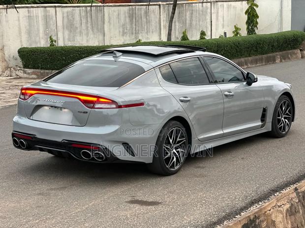 Kia Stinger Premium AWD 2019 Gray photo 13