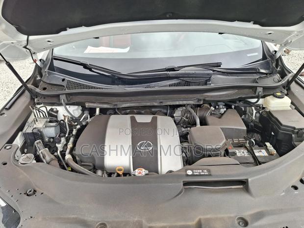 Lexus RX 350 2022 White