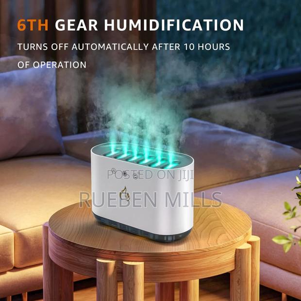 900ml Dynamic Ultrasonic Bedroom and Office Air Diffuser · Photo 4