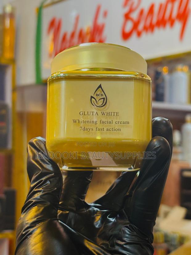 BCD Glutawhite 7 Days Brightening Facial Cream · Photo 4