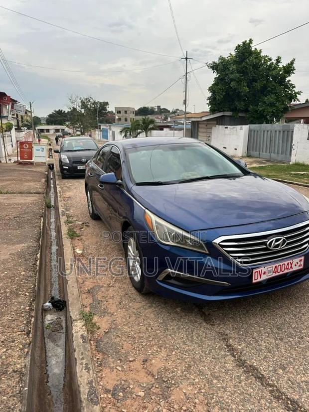Hyundai Sonata Limited Sedan FWD (2.4L 4cyl 6A) 2016 Blue