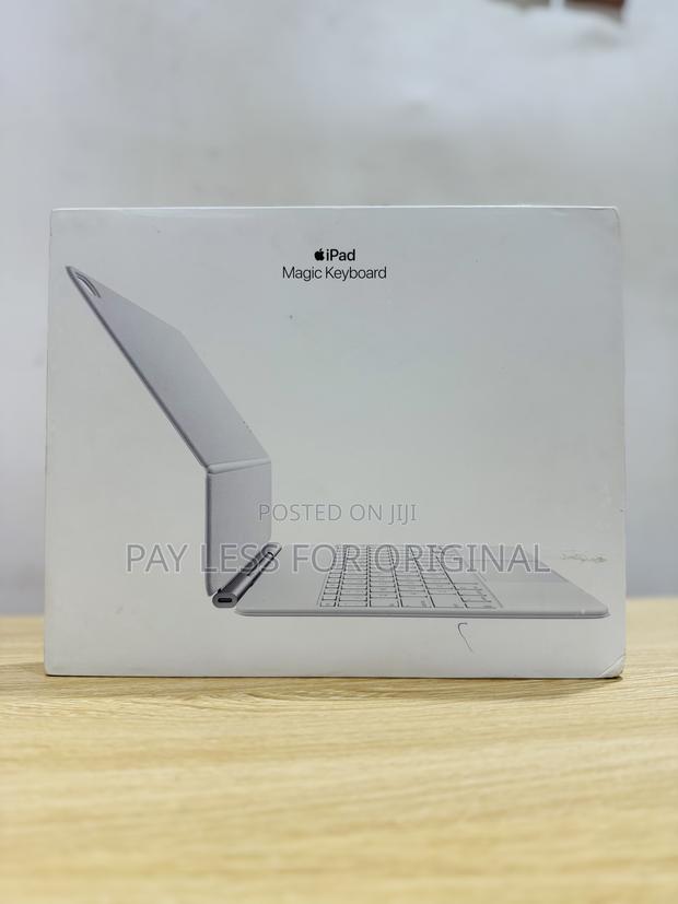 iPad Air Keyboard 13 Inch 2024 Model photo 3