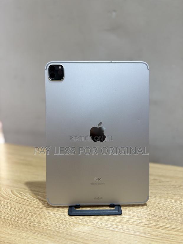Apple iPad Pro 11 (2021) 128 GB Silver photo 3