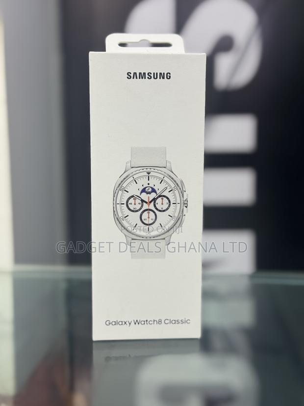 Samsung Galaxy Watch 8 Classic · Photo 4