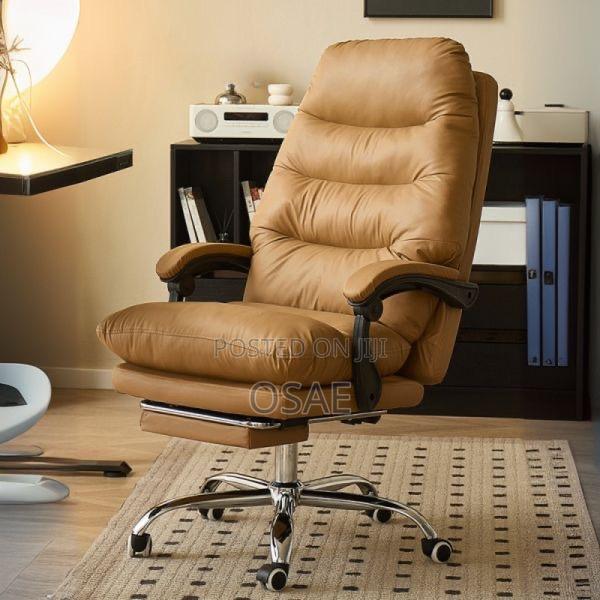 Executive Office Chair (Swivel Chair With Feet Rest) · Photo 3