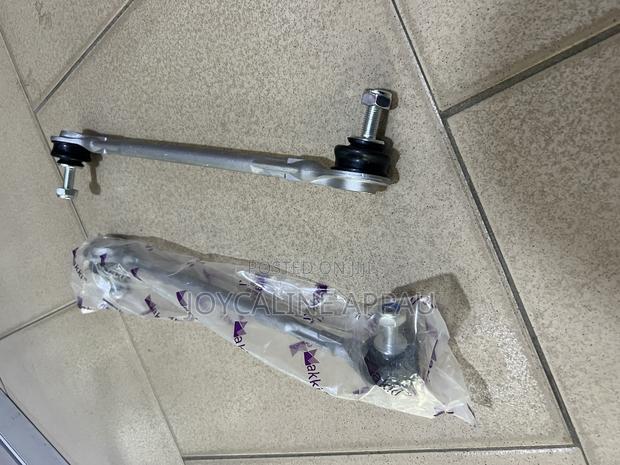 Honda CRV 2017 to 2024 Front Suspension Stabilizer Link Pair photo 2