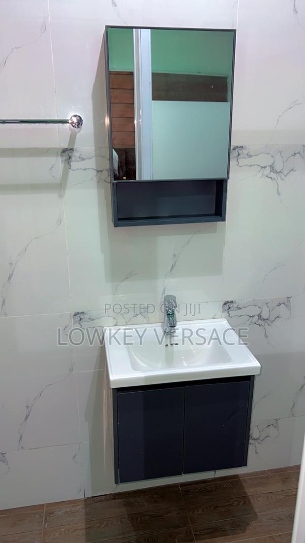Luxury Studio+Kitchen+Starlink Internet/Generator/Ensuite photo 9