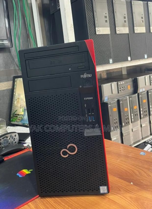 Desktop Computer Fujitsu Esprimo P757/E90+ 8GB Intel Core I5 SSD 256GB