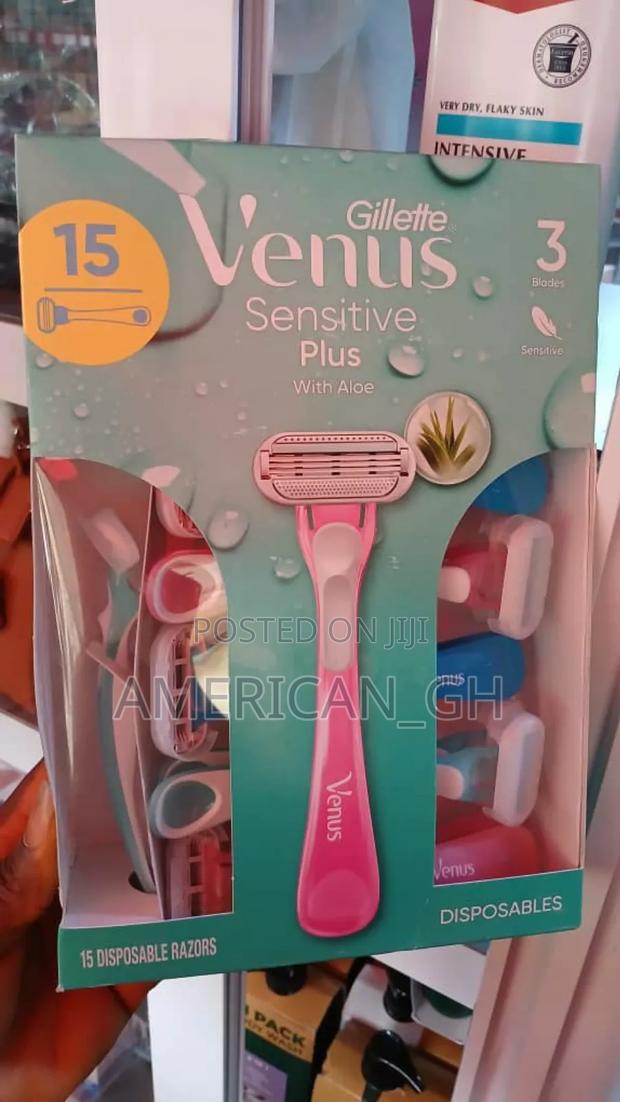 Gillette Venus Sensitive Plus Razors, 15 Pack · Photo 2
