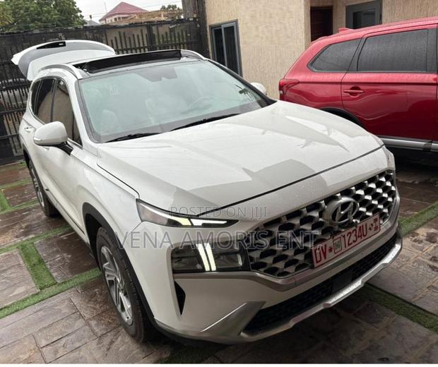 Hyundai Santa Fe Limited 2022 White