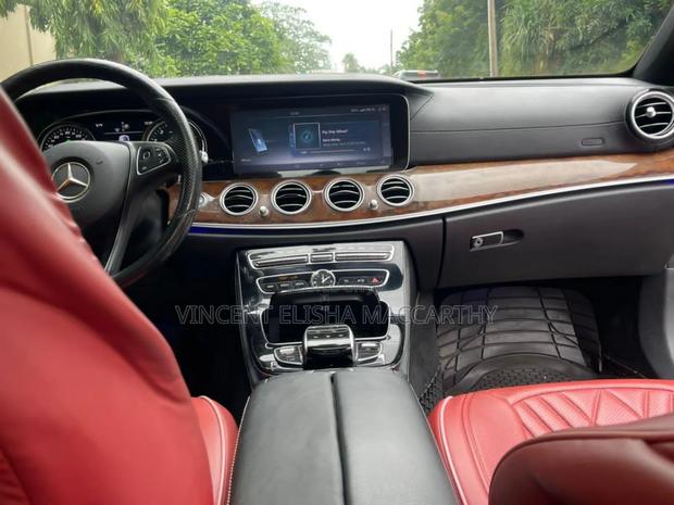 Mercedes-Benz E350 2020 Black