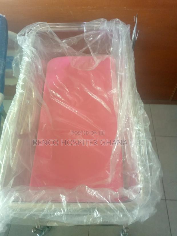 Baby Cot (Pink) · Photo 2