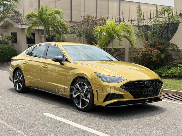 Hyundai Sonata SEL 2021 Gold