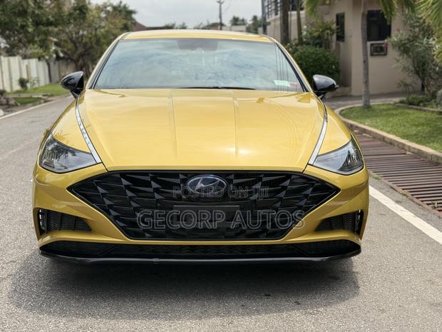 Hyundai Sonata SEL 2021 Gold