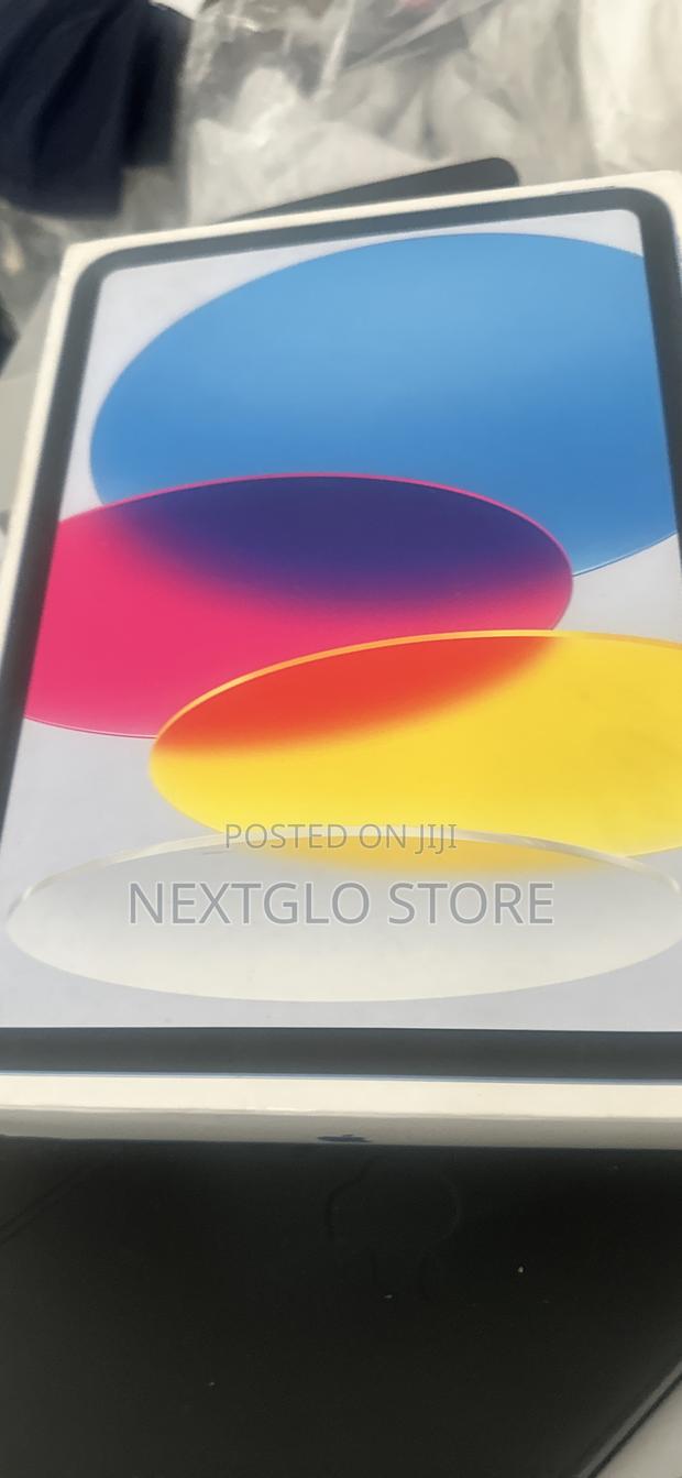 New Apple iPad (2025) 128 GB Blue · Photo 3