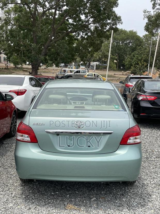 Toyota Belta 2010 Green
