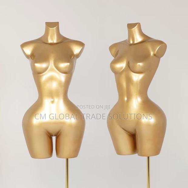 Fiberglas Mannequin photo 2