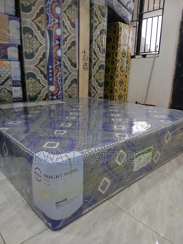 12 Inches King Size Mattress · Photo 4