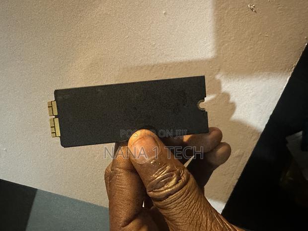 Original Macbook Pro 2016 SSD photo 2