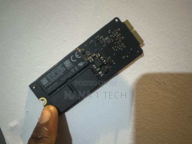 Original Macbook Pro 2016 SSD