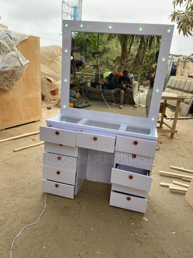 Quality Dressing Mirrors · Photo 3