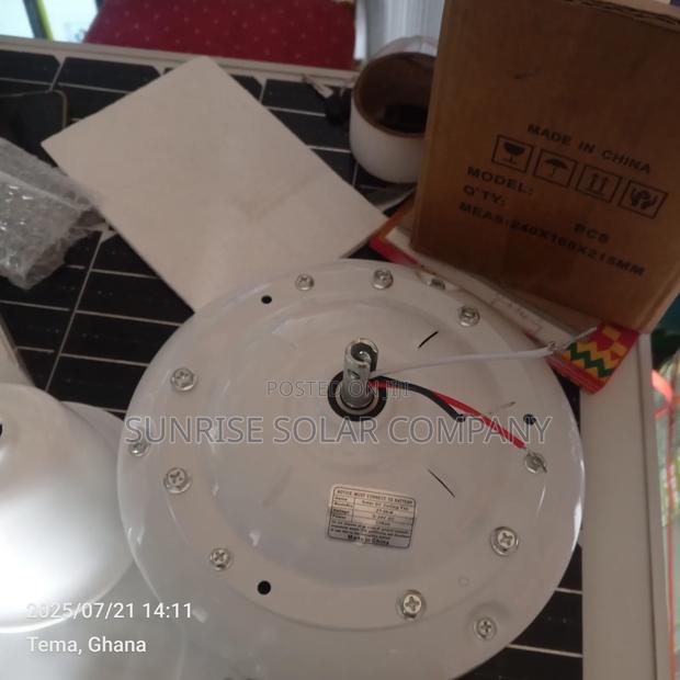 Solar Dc Ceiling Fan With Light photo 3