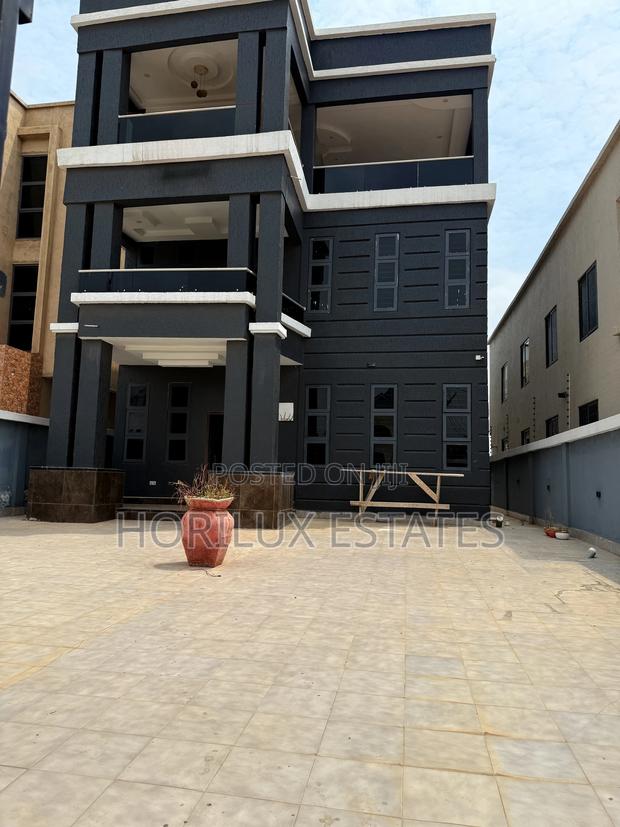 5bdrm Mansion in East Legon Hills for sale · Photo 2