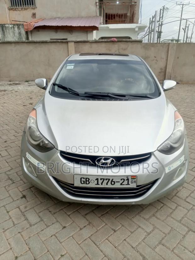 Hyundai Elantra Limited Sedan FWD (1.8L 4cyl 6A) 2013 Gray